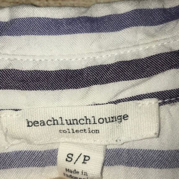 Beach Lunch Lounge Striped Sleeveless Button Top - Picture 4 of 6